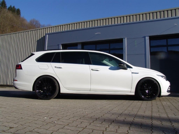 VW Golf 8 Variant Eibach Sportline Tieferlegungsfedern Gewindefedern E21-G8-3M1